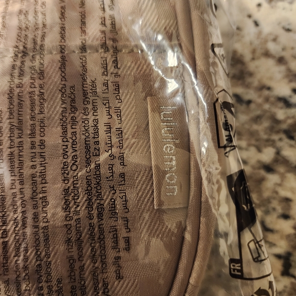 lululemon athletica Tan Shoulder Bag - Picture 4 of 6